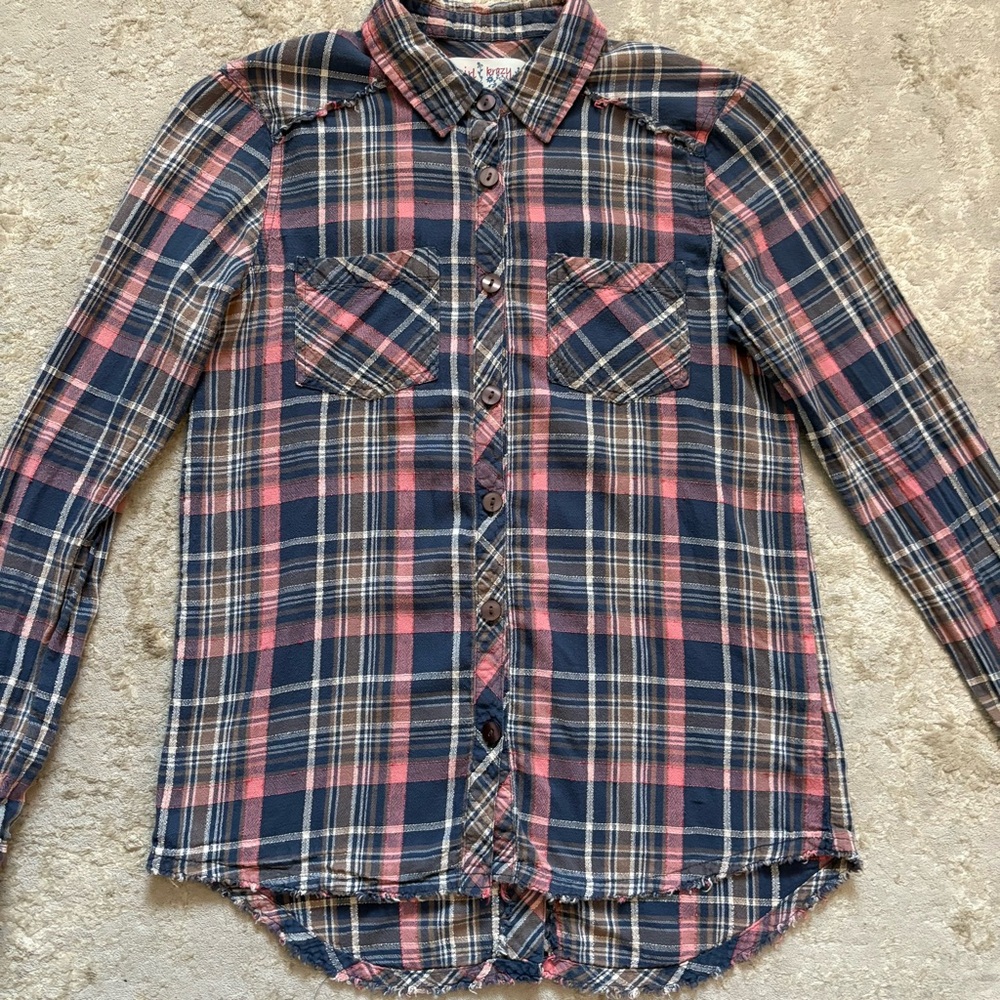 Girl Krazy Women’s Plaid Long Sleeve Button Down Raw Edge Shirt Size Small - Picture 6 of 16